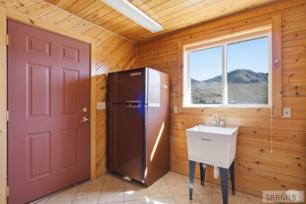 53 S Shoreline Drive Property Photo 31