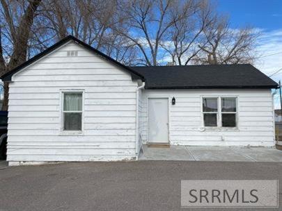 1111 Wilson Avenue Property Photo 1