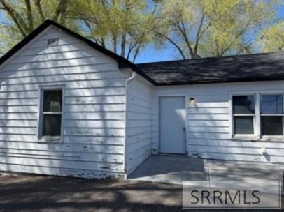 1111 Wilson Avenue Property Photo 2