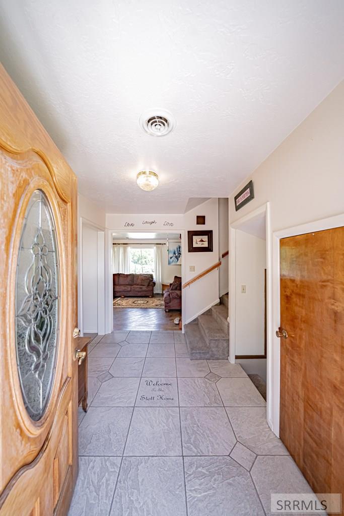108 Shoemaker Property Photo 6