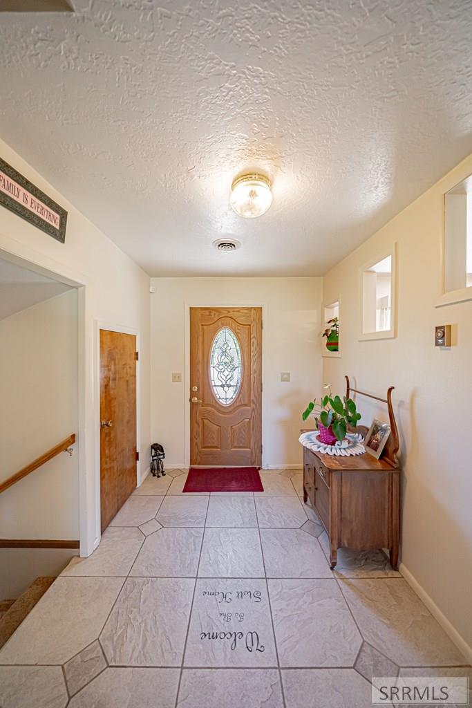 108 Shoemaker Property Photo 7