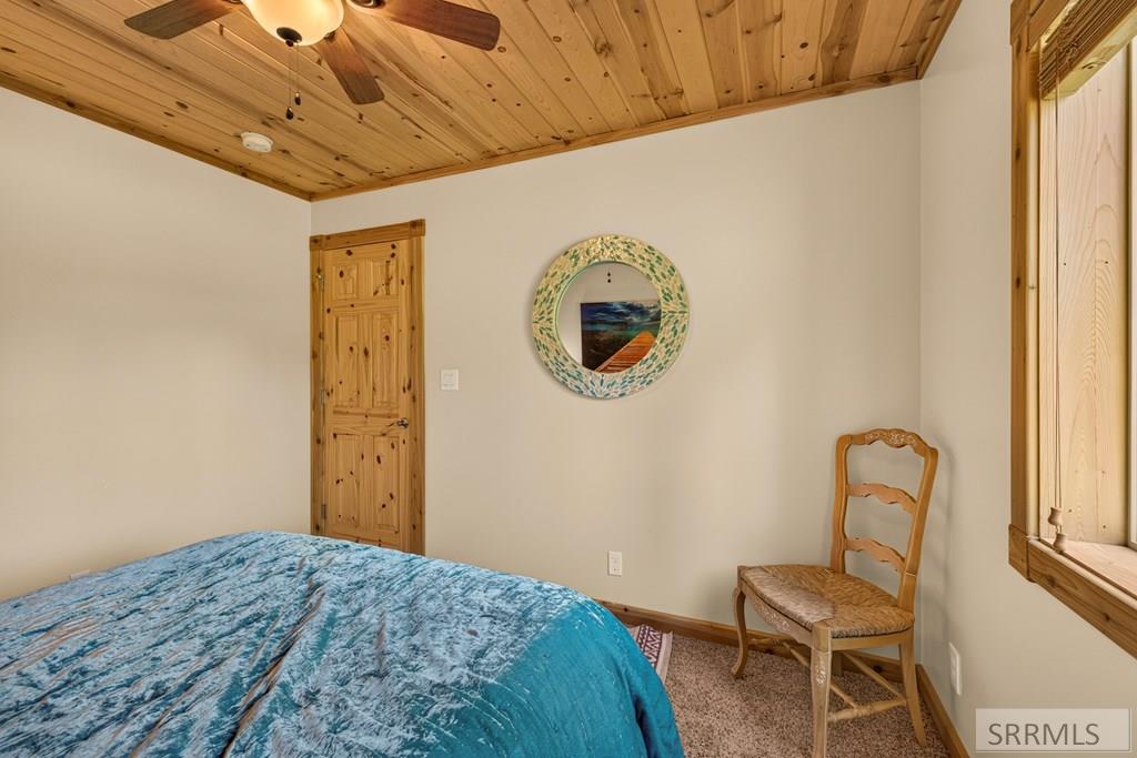 4008 Weasel St Property Photo 14