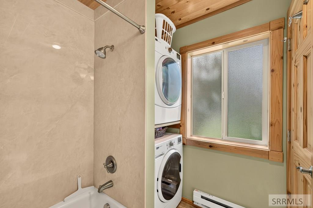4008 Weasel St Property Photo 19