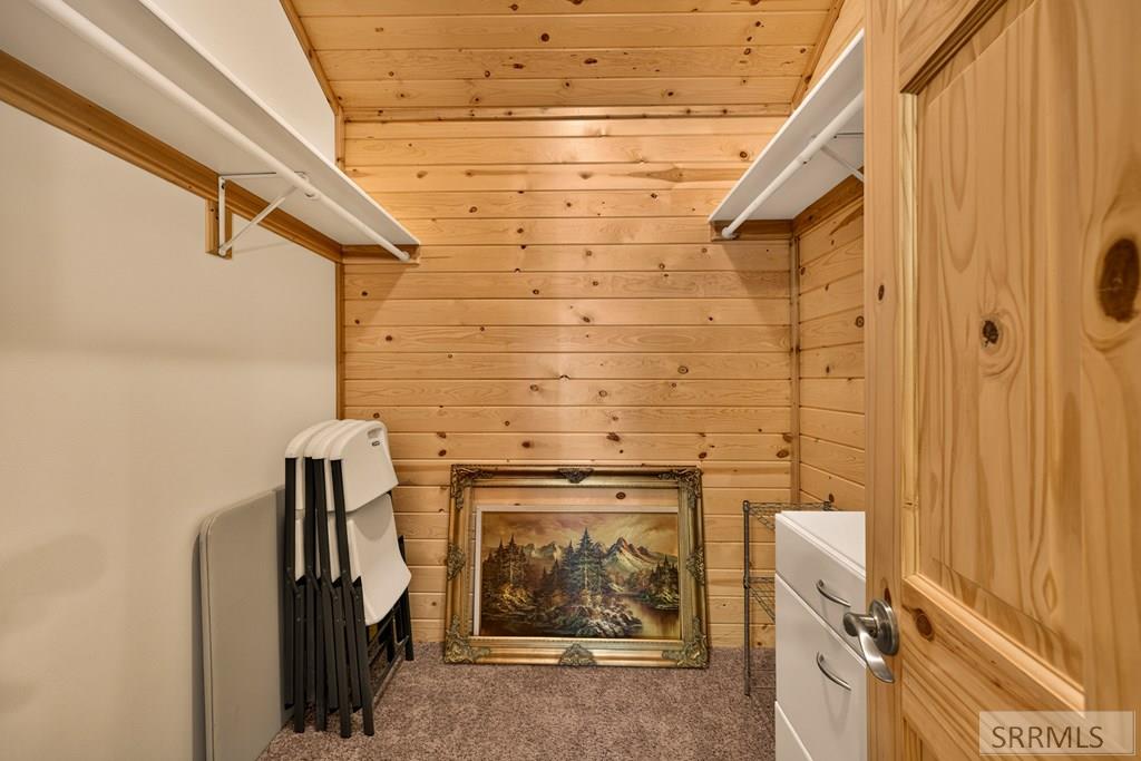 4008 Weasel St Property Photo 29