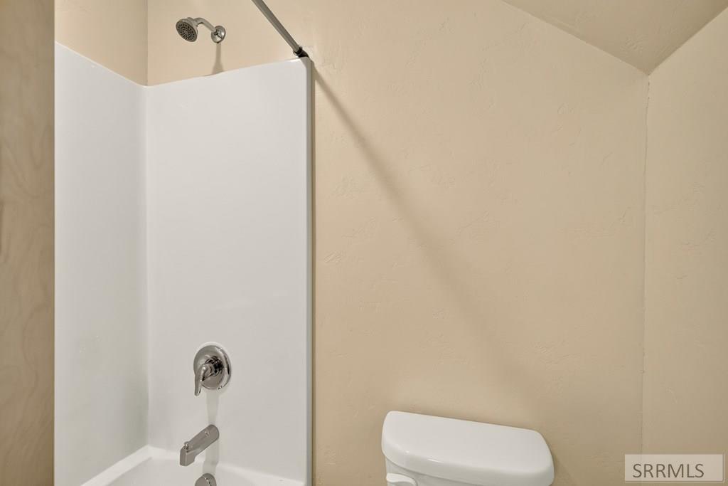 4008 Weasel St Property Photo 36