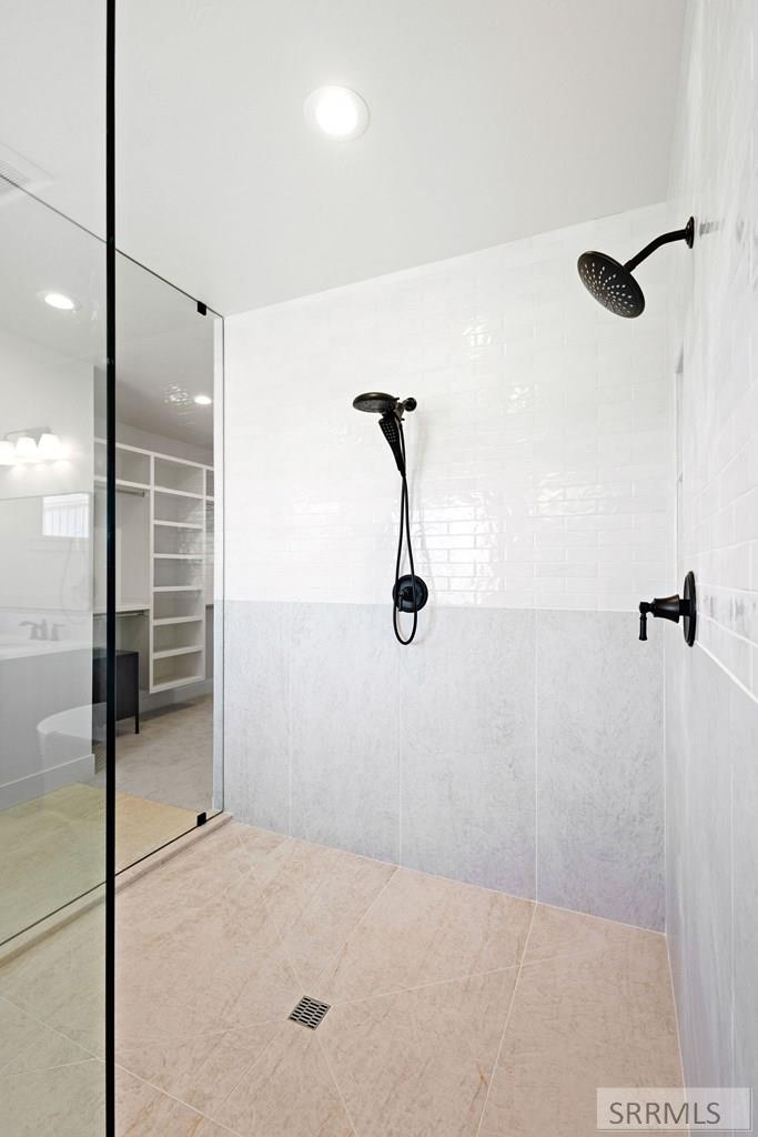 1568 N 845 E Property Photo 18