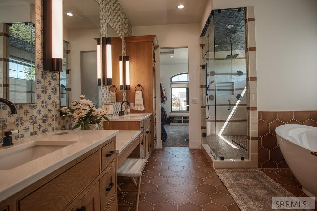 1573 N 885 E Property Photo 25