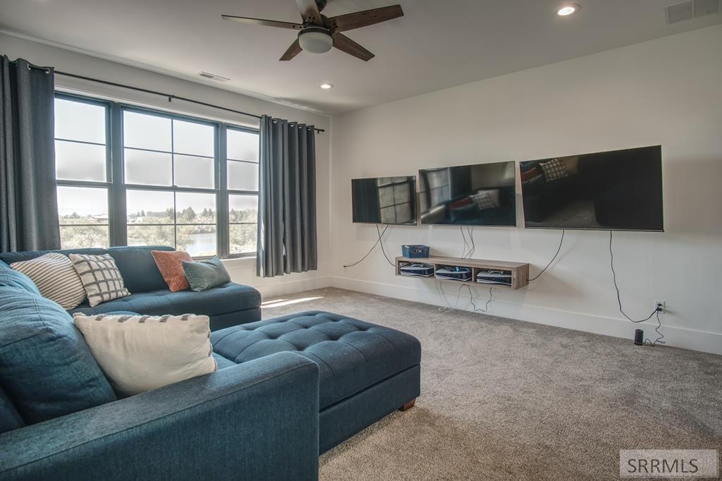 1573 N 885 E Property Photo 42