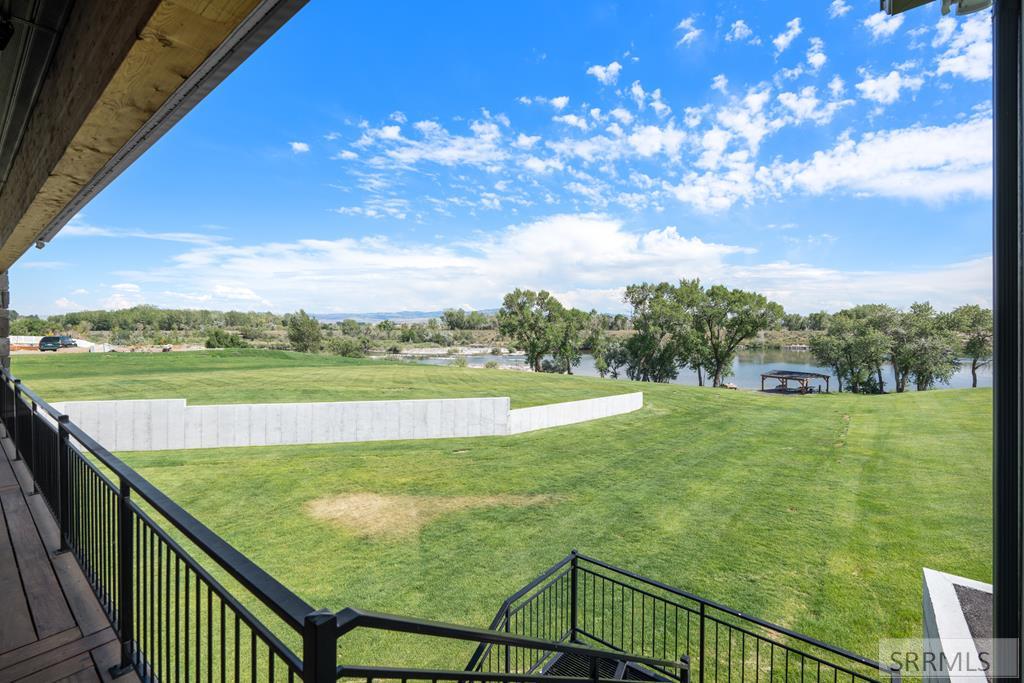 1573 N 885 E Property Photo 56