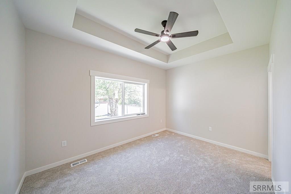 530 N State Street Property Photo 20