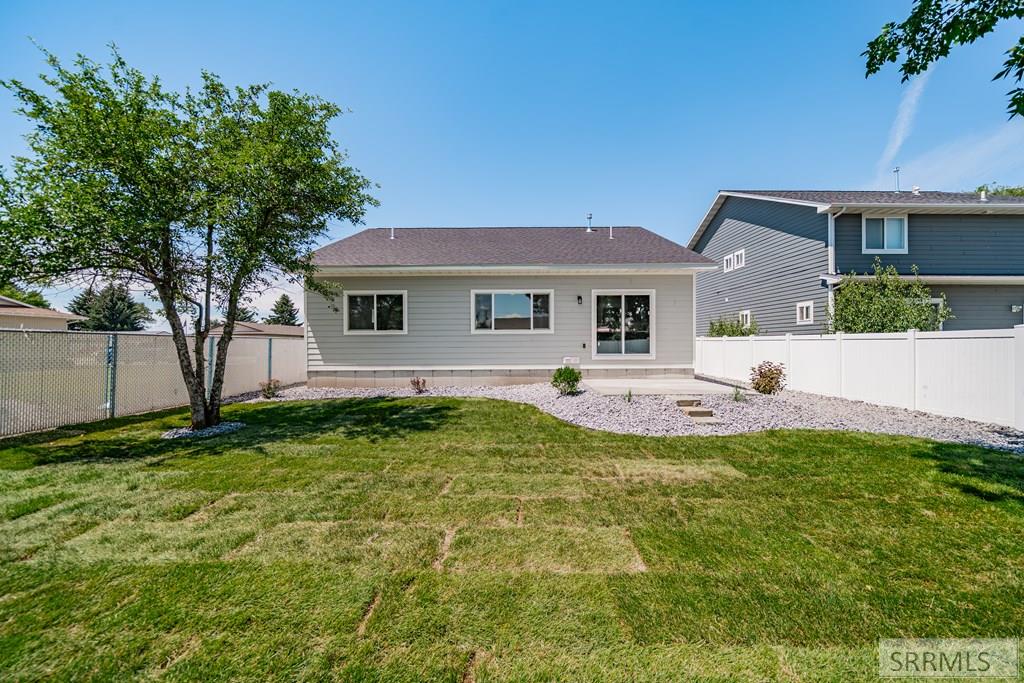 530 N State Street Property Photo 45