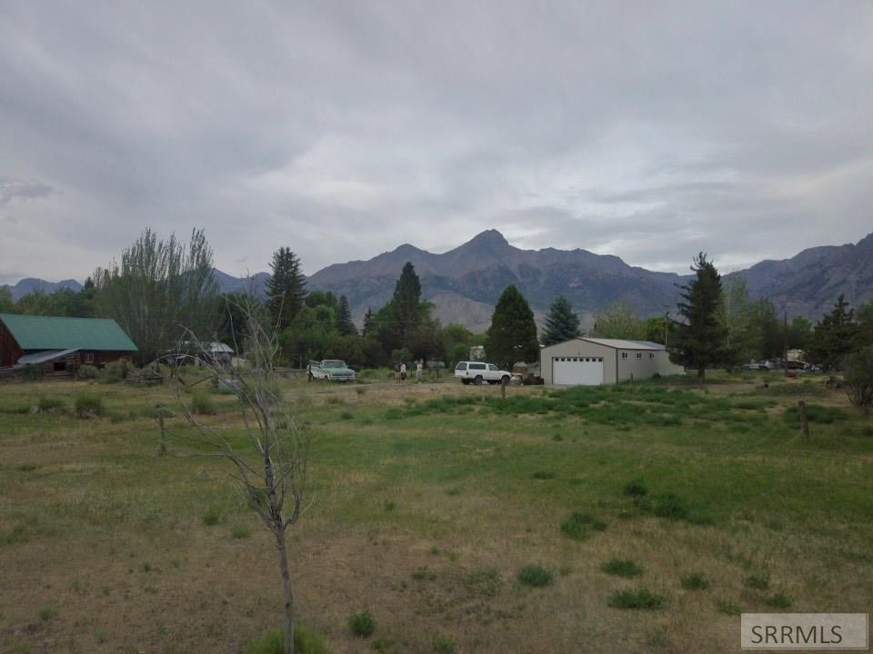 803/805 W College Avenue Property Photo 34