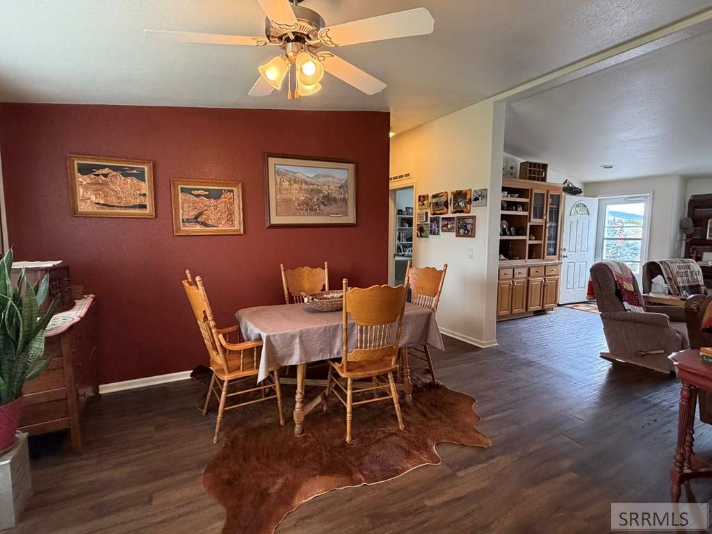 230 Redbird Lane Property Photo 11