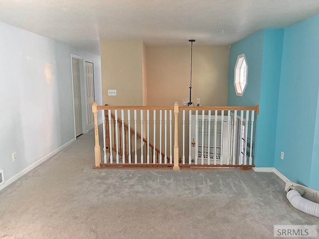981 Bluebird Lane Property Photo 22