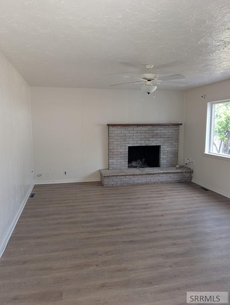 244 E 24th Street Property Photo 10