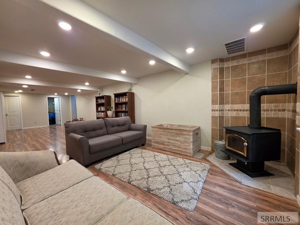858 E 1000 N Property Photo 54