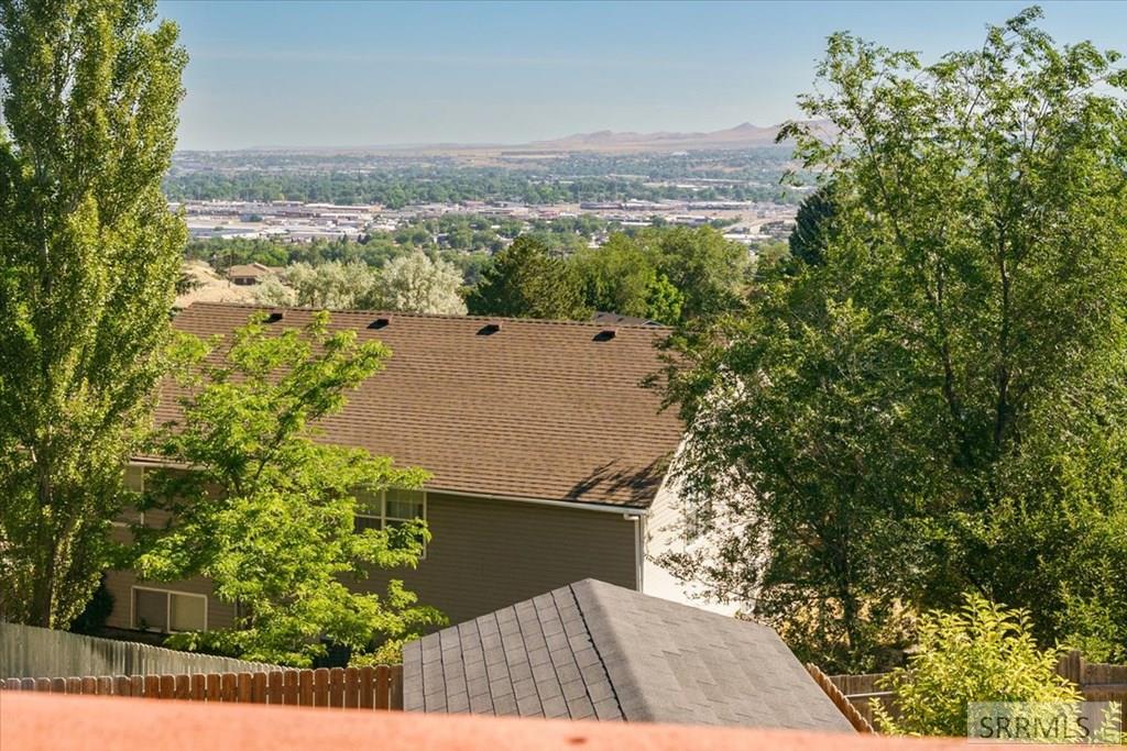1036 Camas Lane Property Photo 4