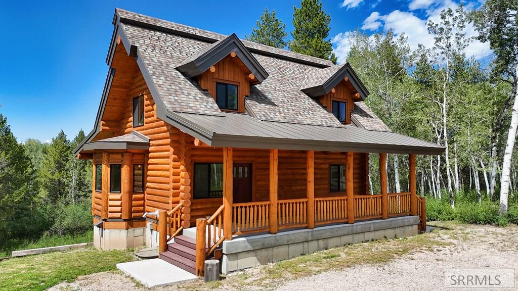 2580 Shoshone Road Property Photo 2