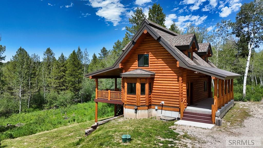 2580 Shoshone Road Property Photo 5