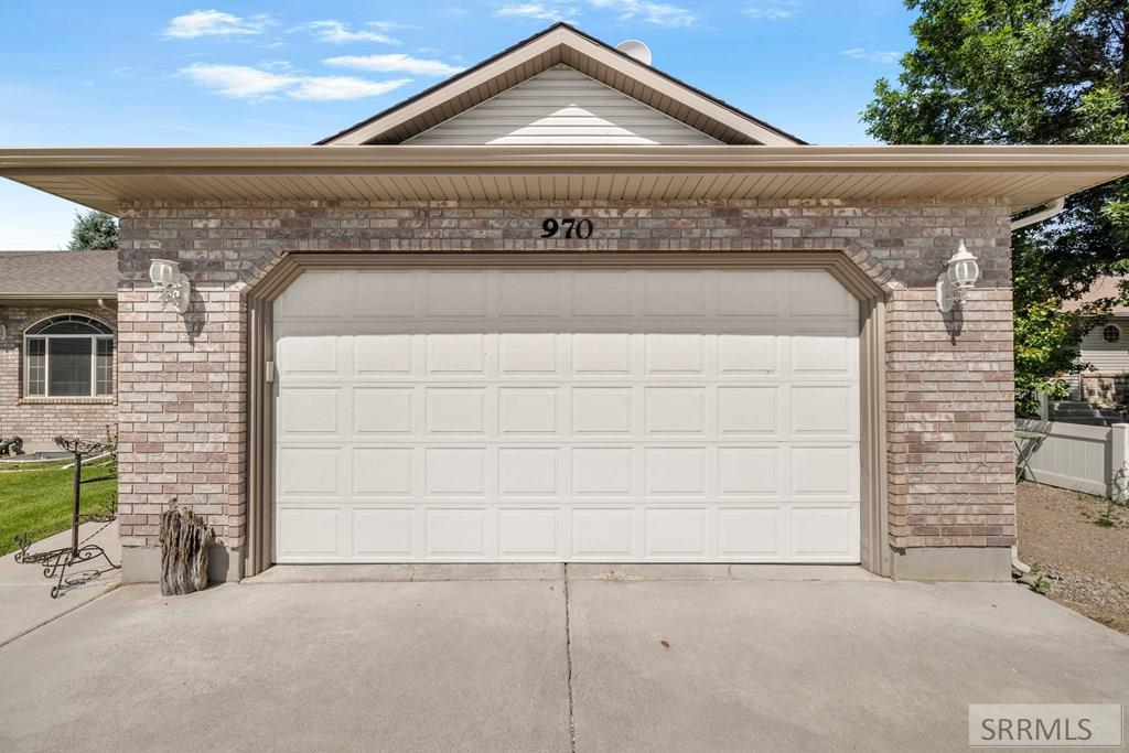 970 Silkwood Circle Property Photo 8