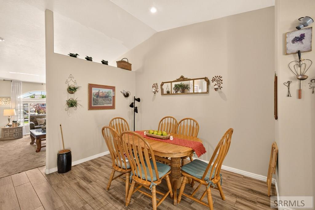 970 Silkwood Circle Property Photo 13