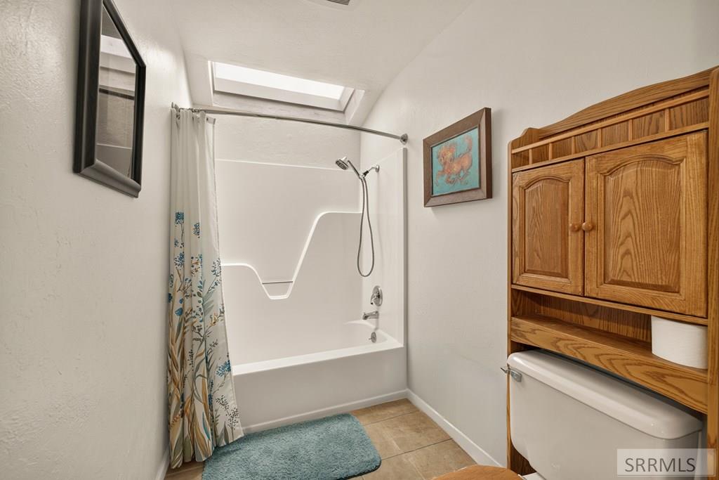 2195 S Midway Avenue Property Photo 22