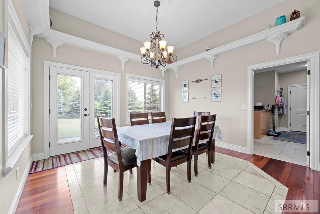 9232 N Mapleview Drive Property Photo 11