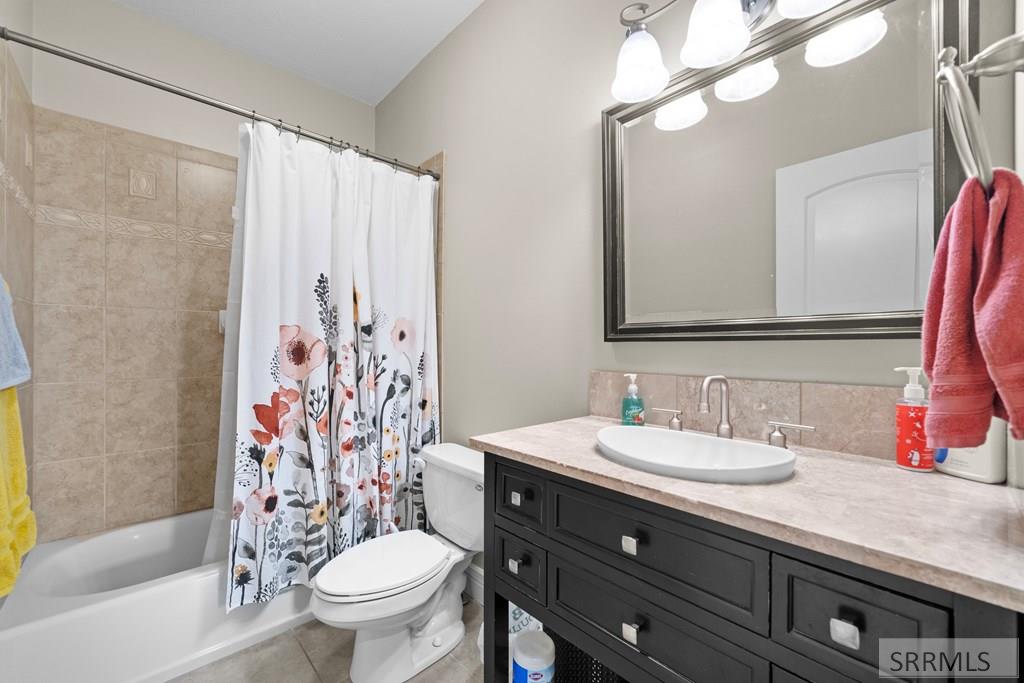 9232 N Mapleview Drive Property Photo 22