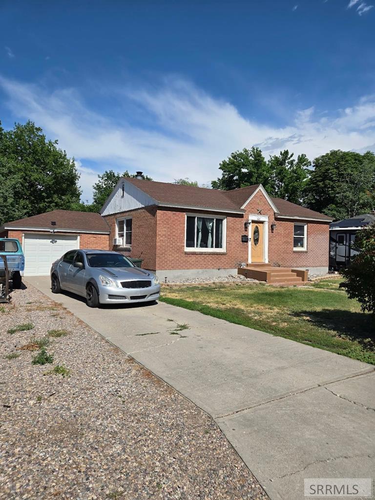 947 Cahoon Street Property Photo 1