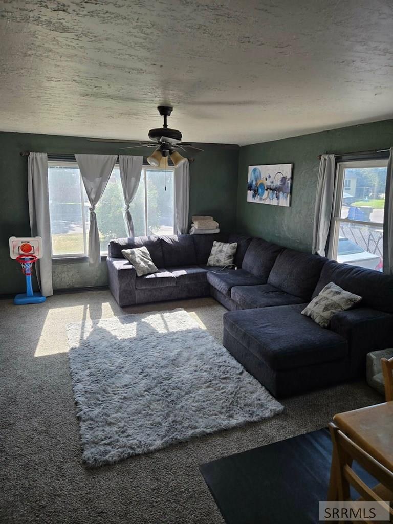 947 Cahoon Street Property Photo 4