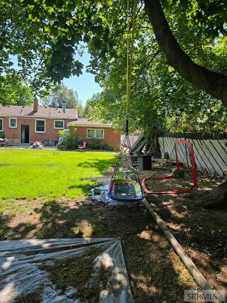 947 Cahoon Street Property Photo 17