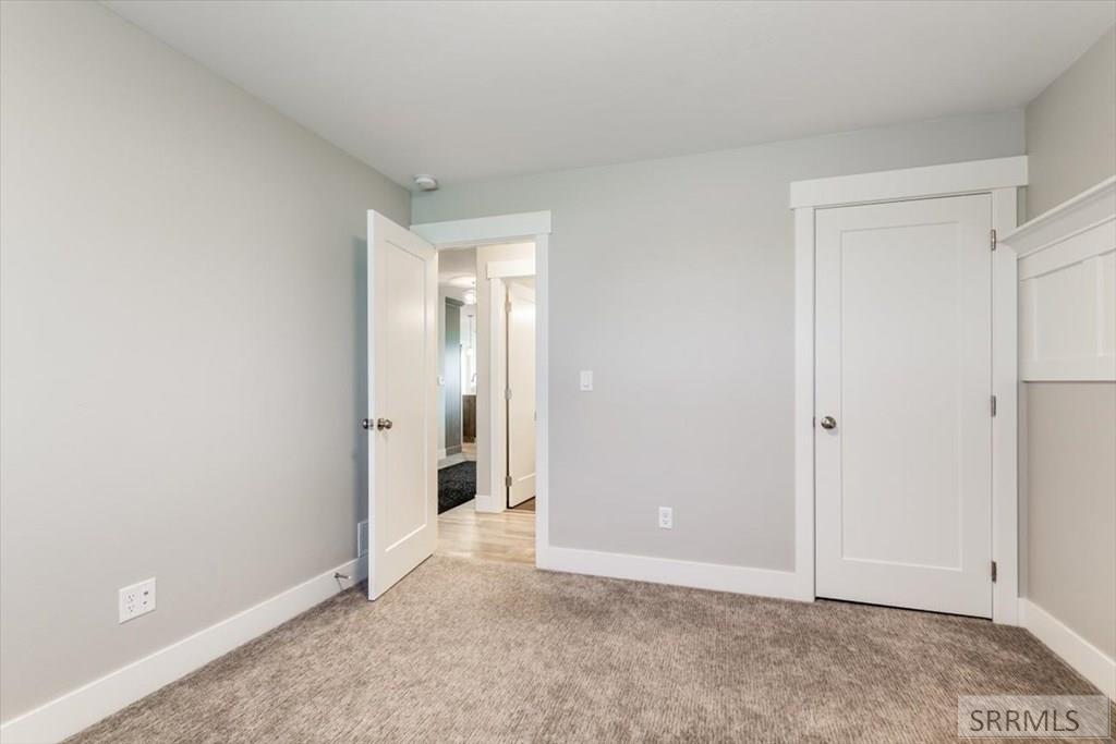5849 Macrae Dr Property Photo 17