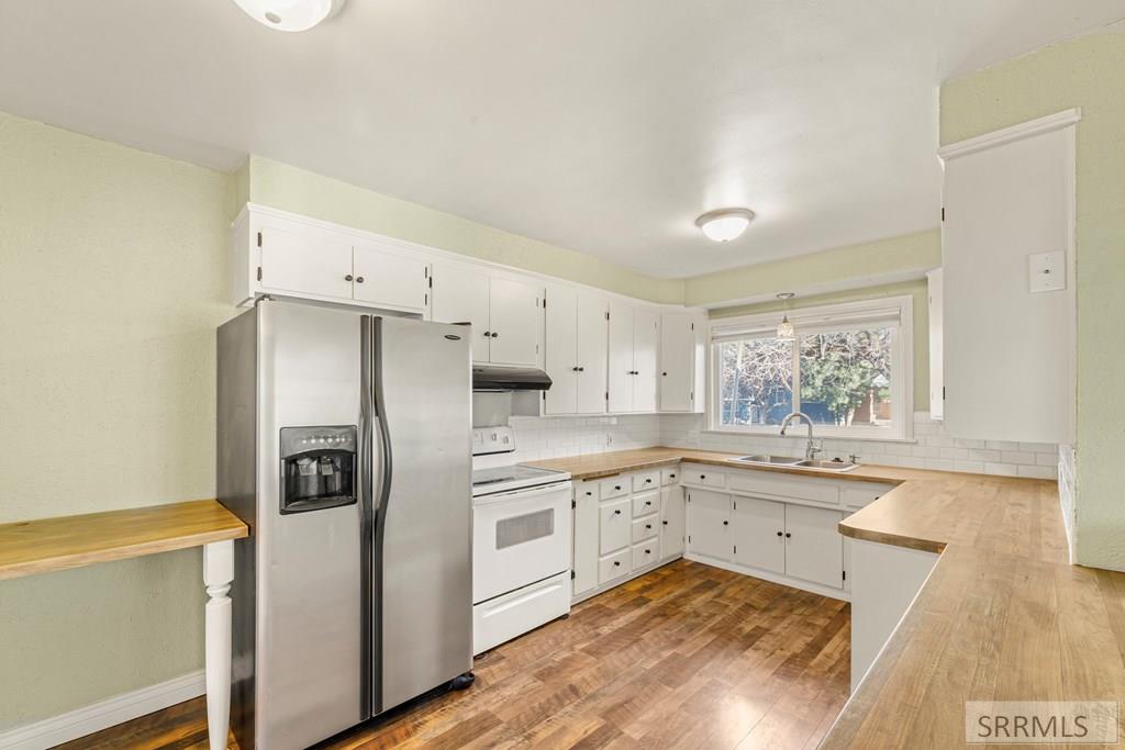 181 W 13th Street Property Photo 8