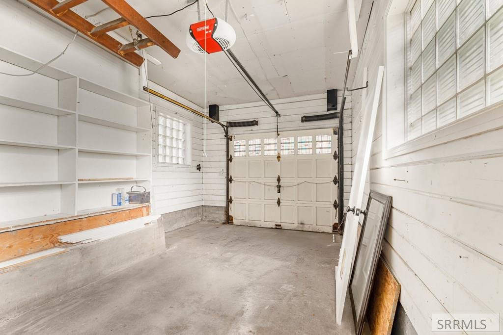 181 W 13th Street Property Photo 45