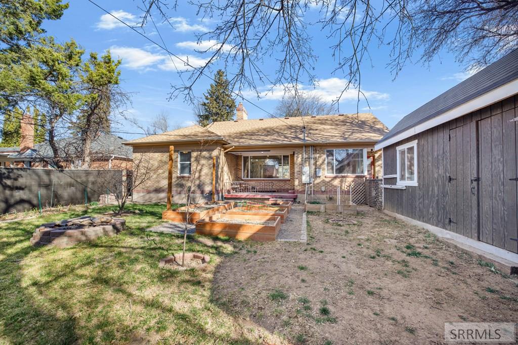 181 W 13th Street Property Photo 47