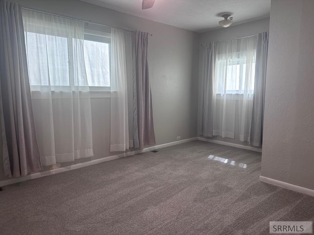 245 6th Street Property Photo 7