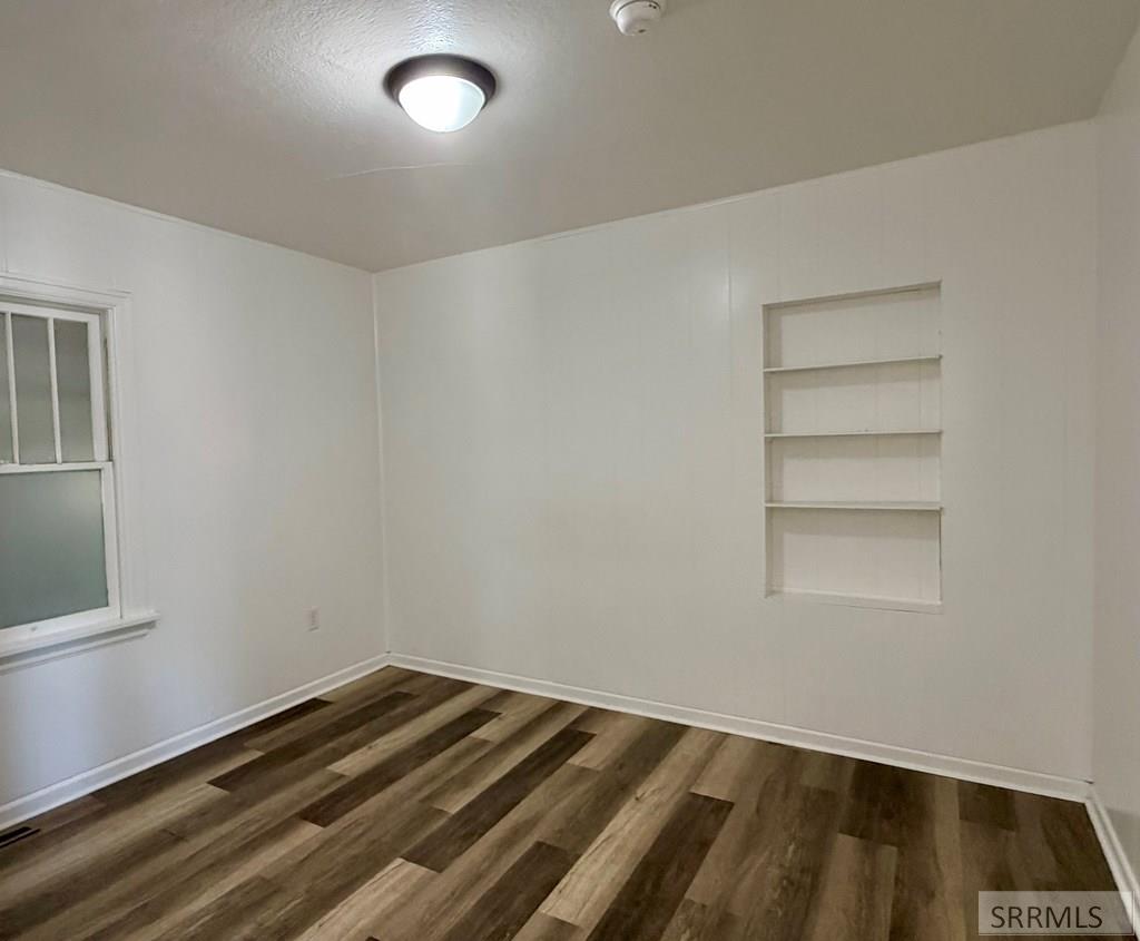 402 3rd Street Property Photo 11