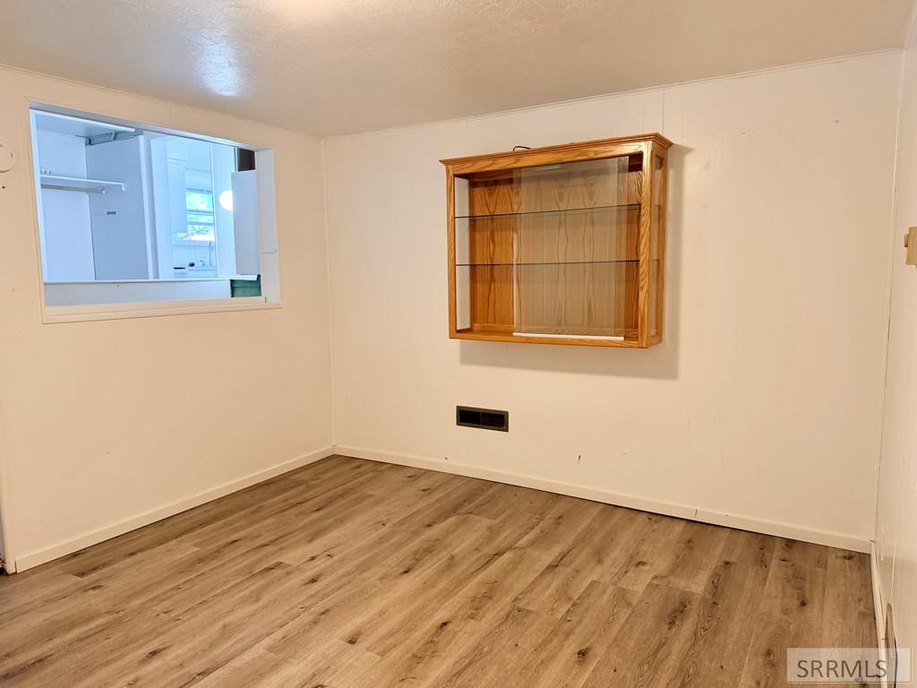 402 3rd Street Property Photo 13