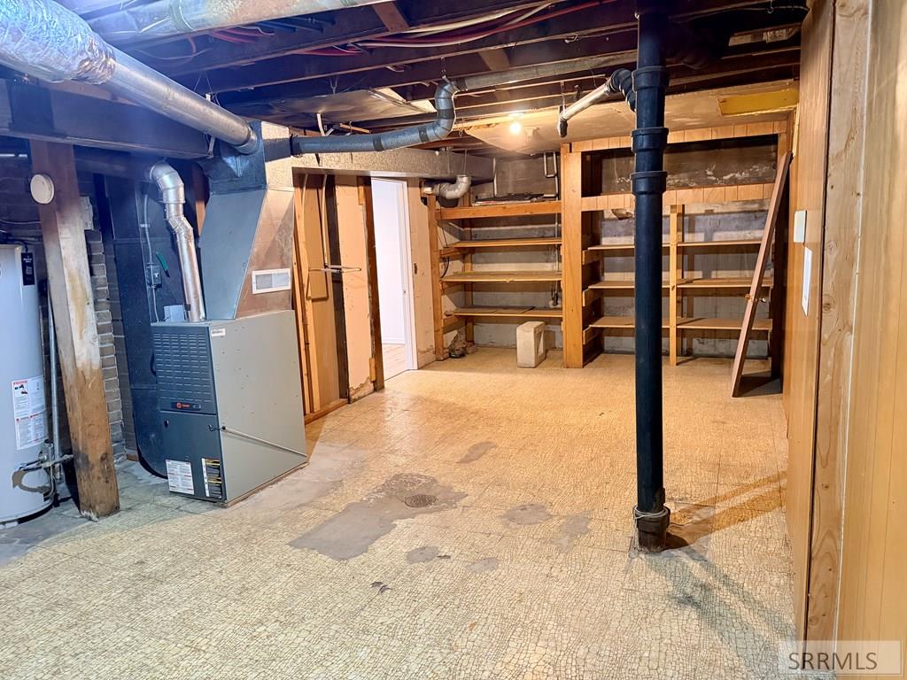 402 3rd Street Property Photo 16