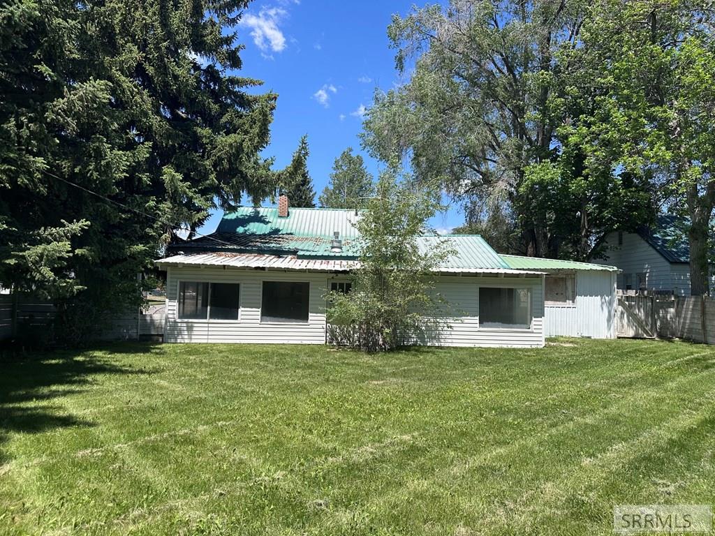 402 3rd Street Property Photo 20