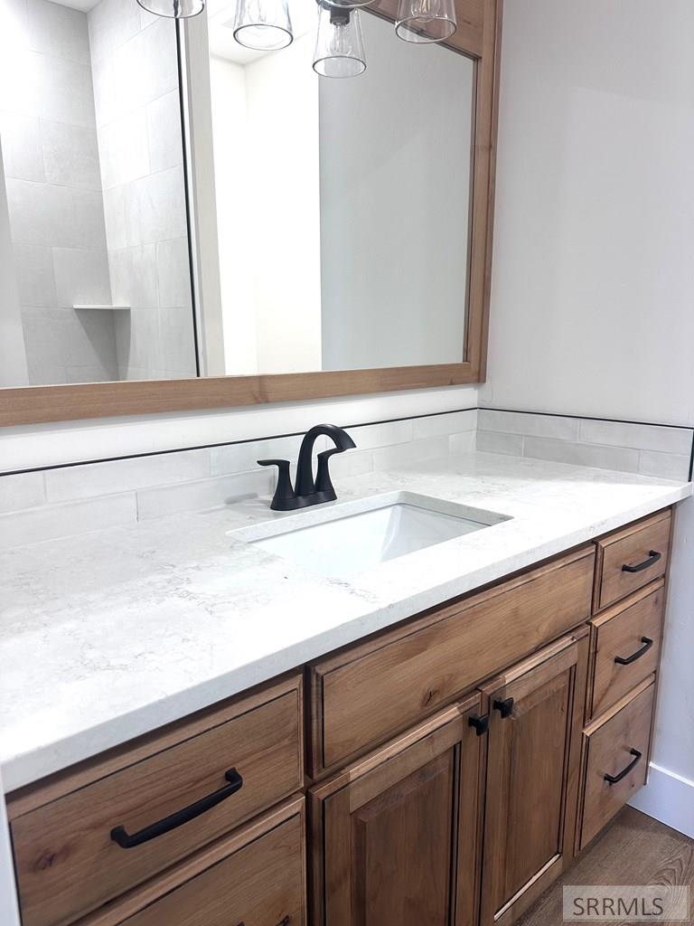 4136 E 206 N Property Photo 5