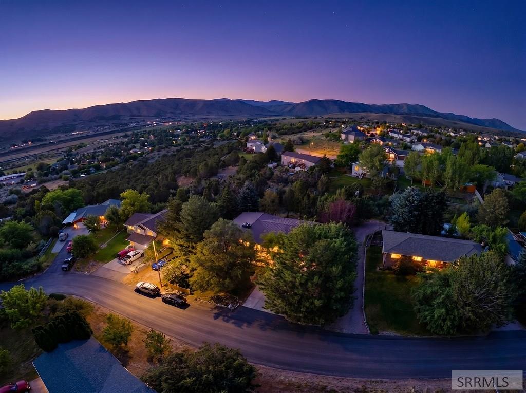 1255 Chokecherry Dr Property Photo 2