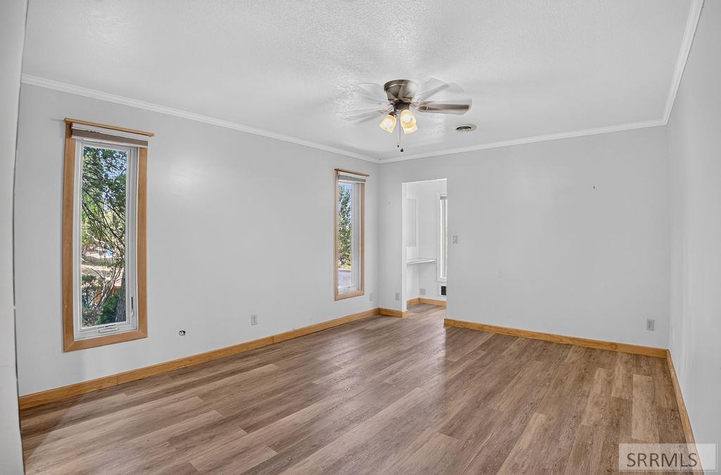 1255 Chokecherry Dr Property Photo 35