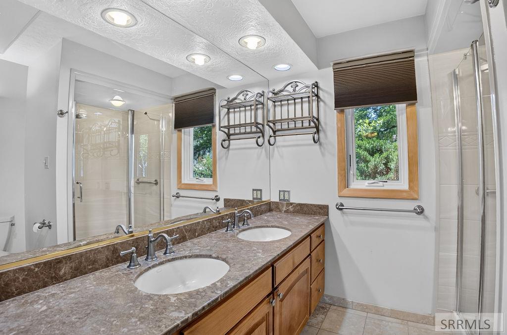 1255 Chokecherry Dr Property Photo 40