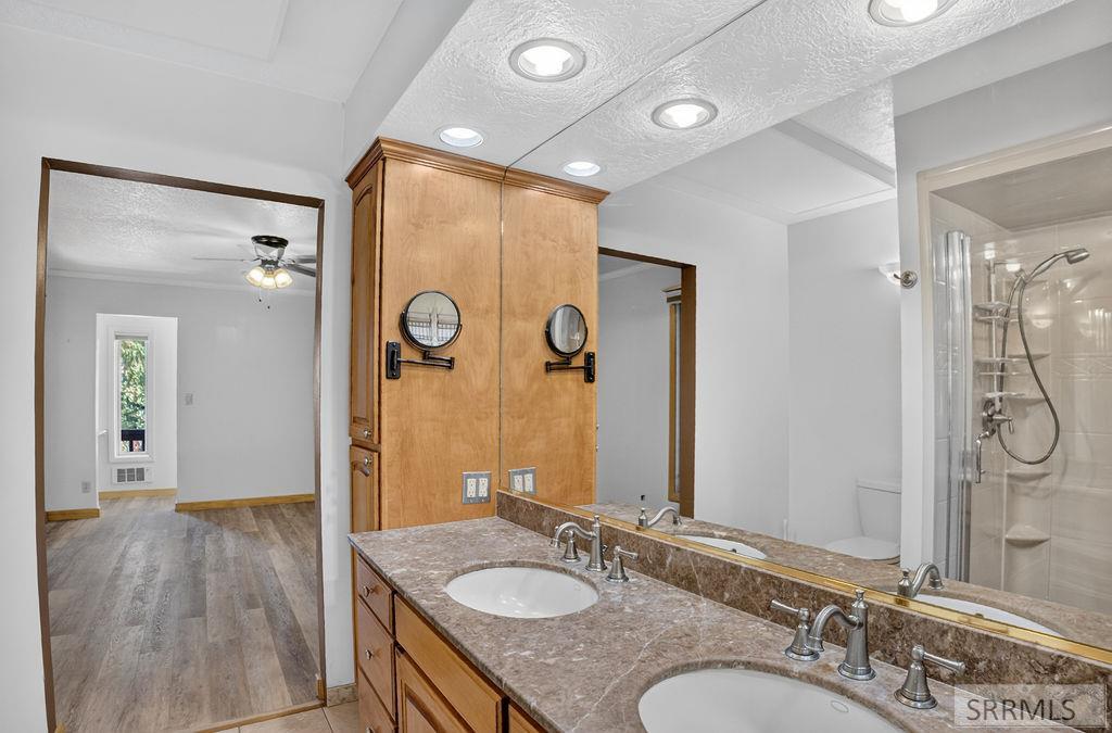 1255 Chokecherry Dr Property Photo 42