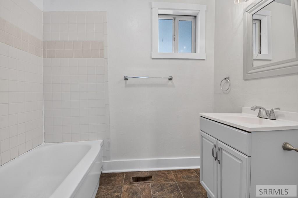 1221 Sage Avenue Property Photo 13