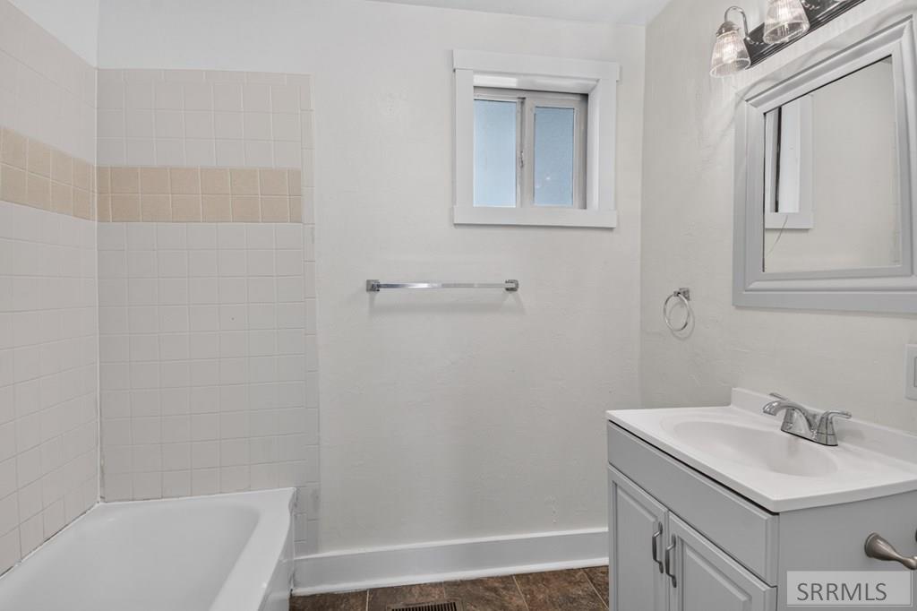 1221 Sage Avenue Property Photo 14