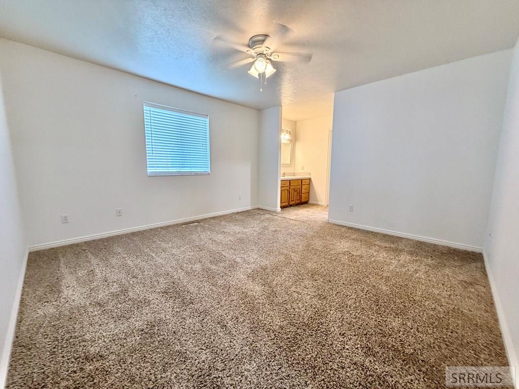 2948 E Courtyard Circle Property Photo 13