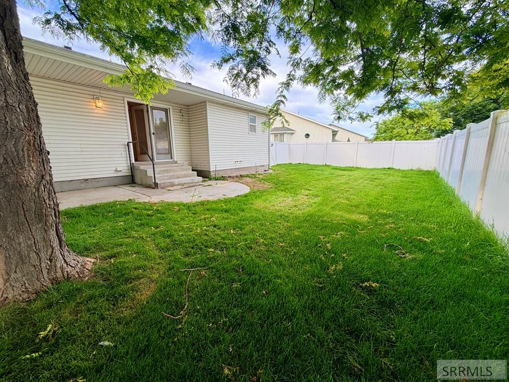 2948 E Courtyard Circle Property Photo 23