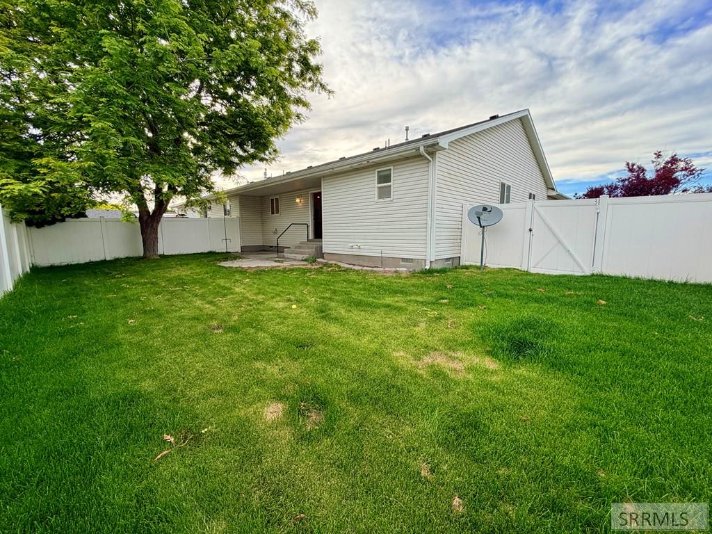 2948 E Courtyard Circle Property Photo 24